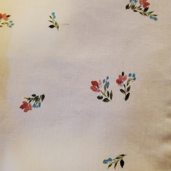 Capri Jeans & Long-Sleeve Sweater Set, (NYDJ & Loft) - Picture 8 of 14